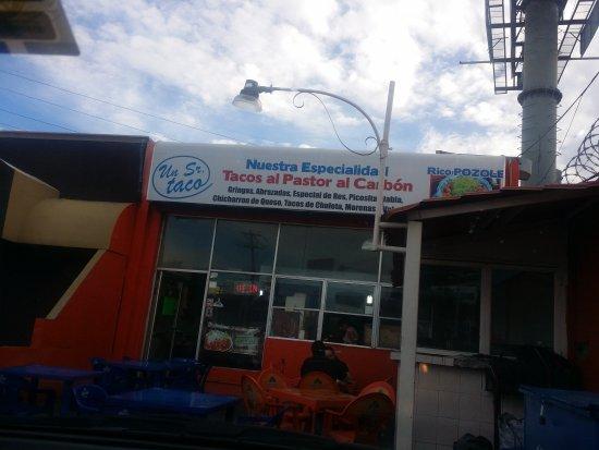 Un Senor Taco